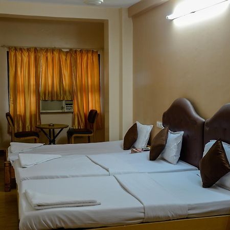 Oyo 14933 Rpr Residency Hotel Chennai Exterior foto