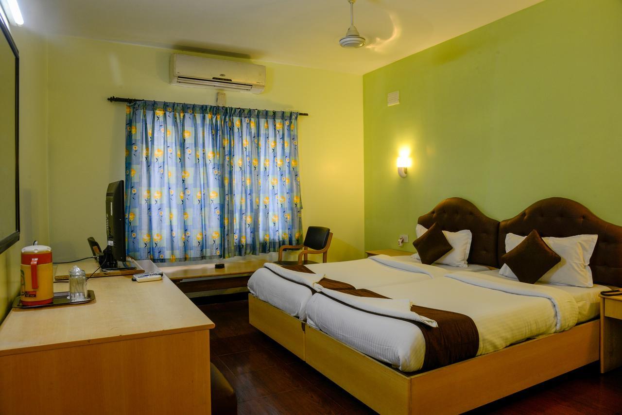 Oyo 14933 Rpr Residency Hotel Chennai Exterior foto