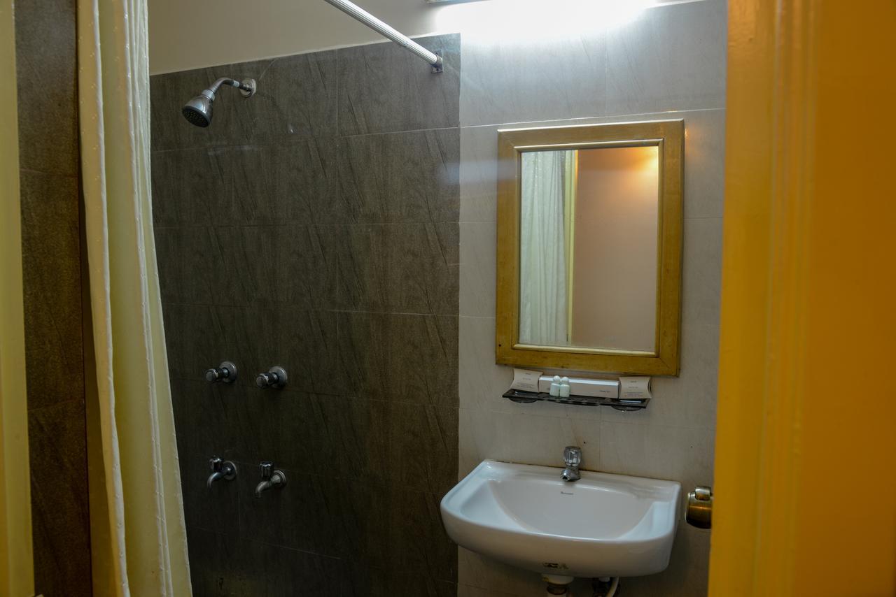 Oyo 14933 Rpr Residency Hotel Chennai Exterior foto