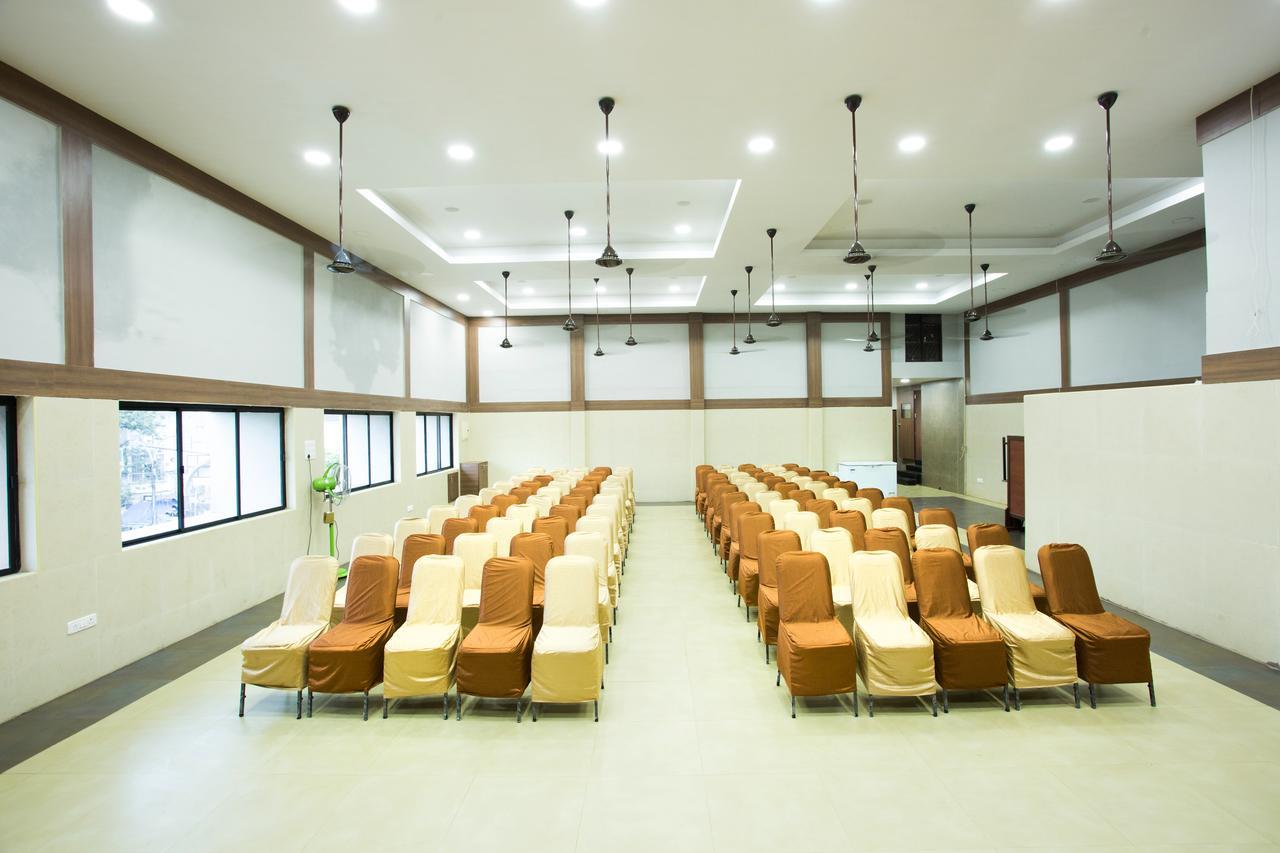 Oyo 14933 Rpr Residency Hotel Chennai Exterior foto
